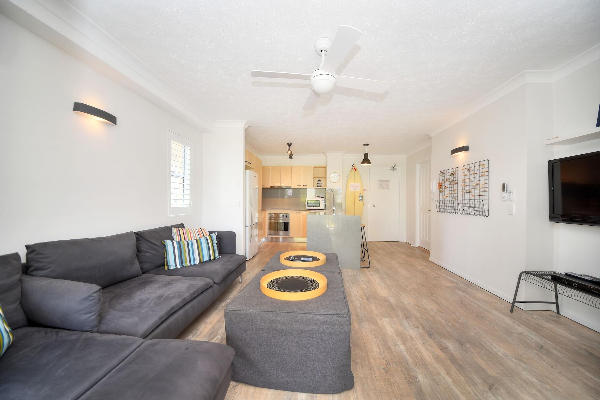 San Mateo On Broadbeach Gold Coast Exterior photo