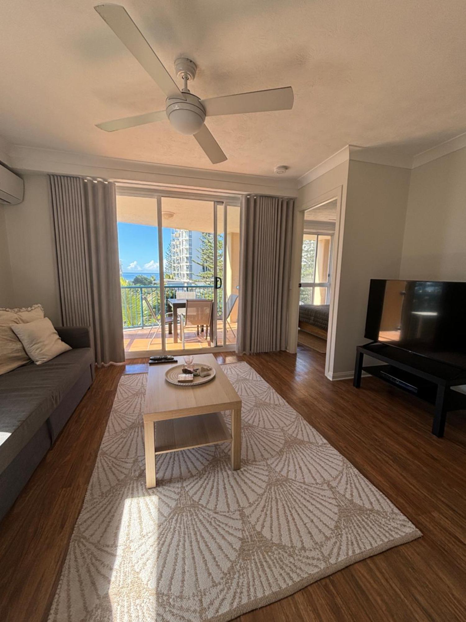 San Mateo On Broadbeach Gold Coast Exterior photo