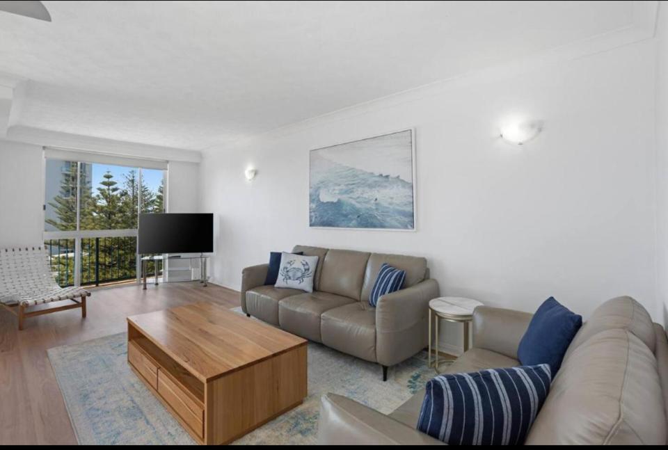 San Mateo On Broadbeach Gold Coast Exterior photo
