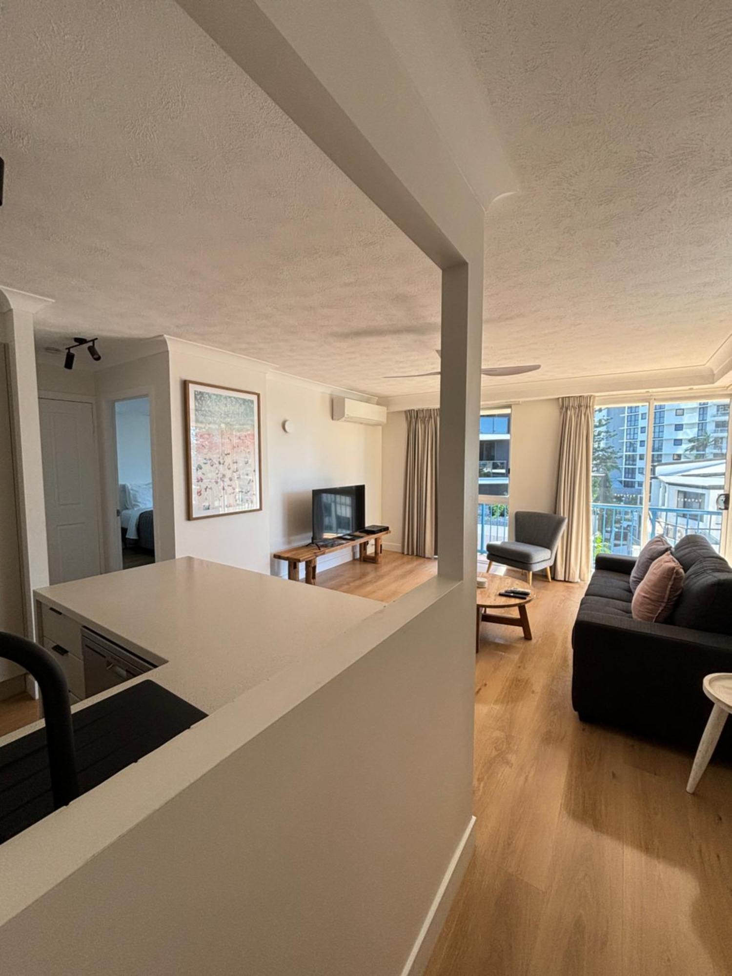 San Mateo On Broadbeach Gold Coast Exterior photo